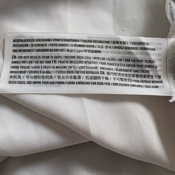 Abercrombie Kids Blue and White Sleeveless Sundress
Size: 13/14 like new - Picture 11 of 12